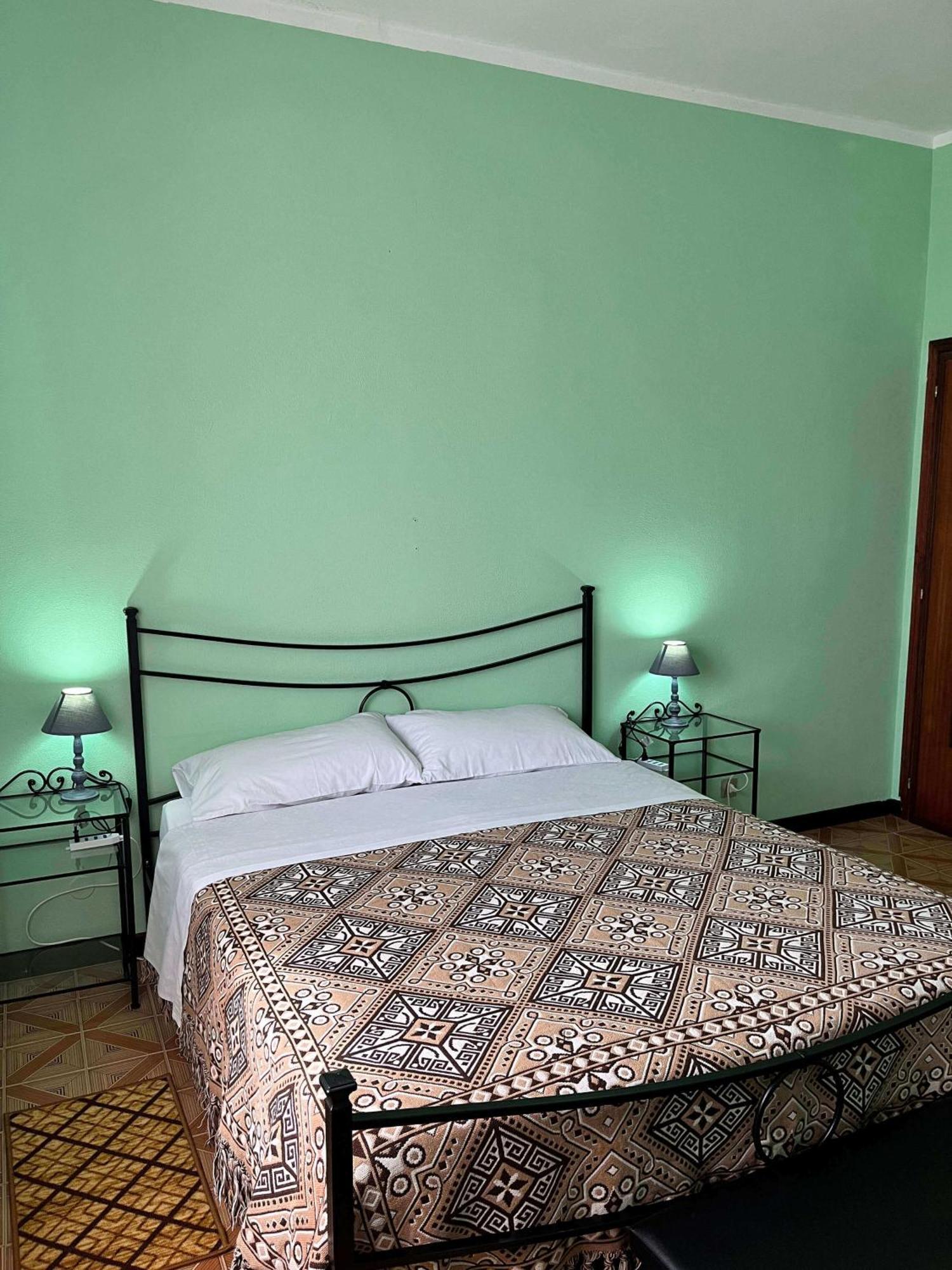 Room In Bb - Casa T Home Bed And Breakfast Tagliolo Monferrato Exterior foto